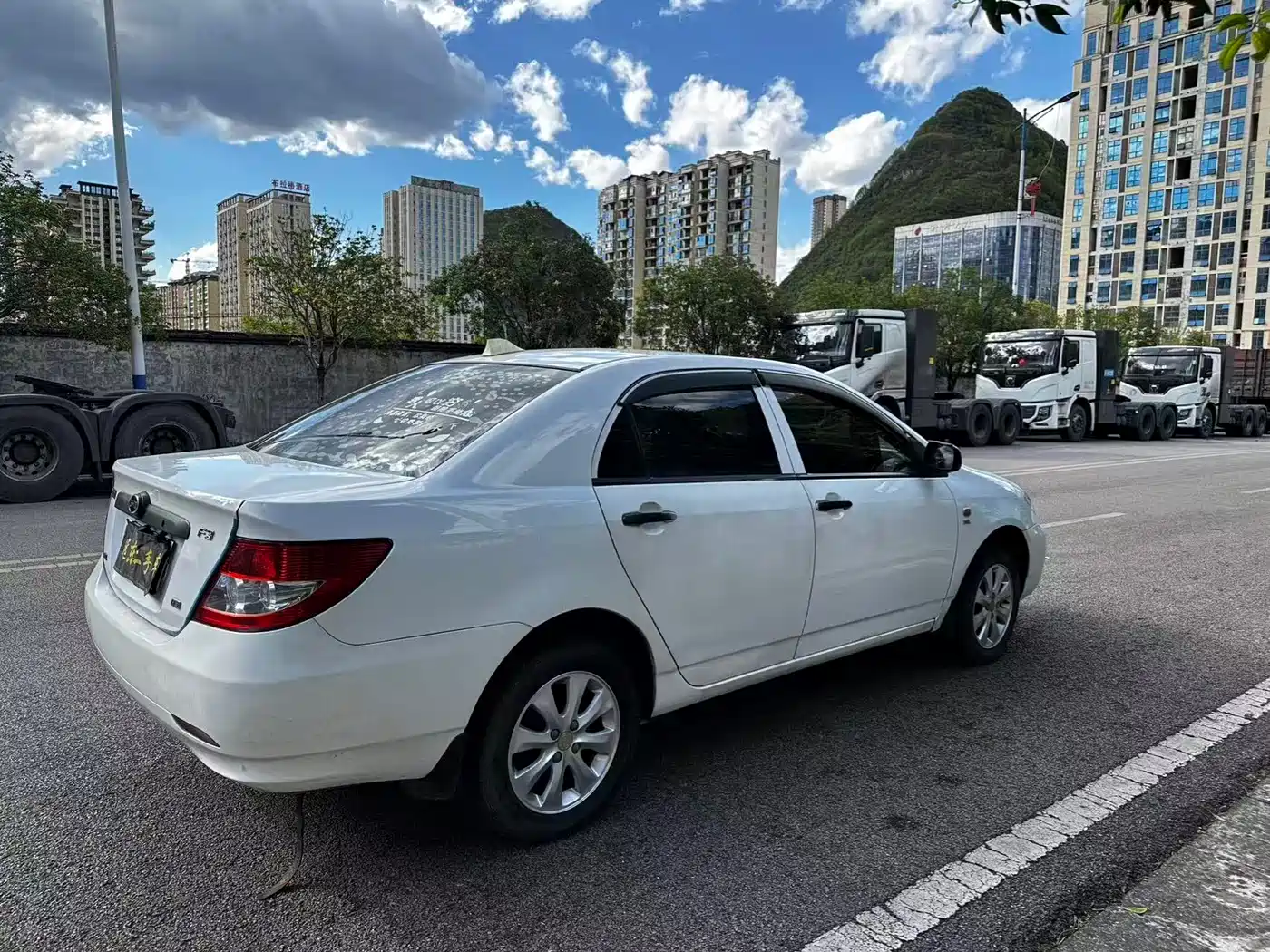 BYD F3 2013 Energy-saving Edition 1.5L Manual Comfort фото 9