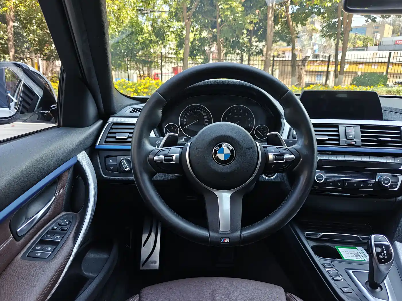 BMW 3 Series 2019 320i M Sport Package фото 11