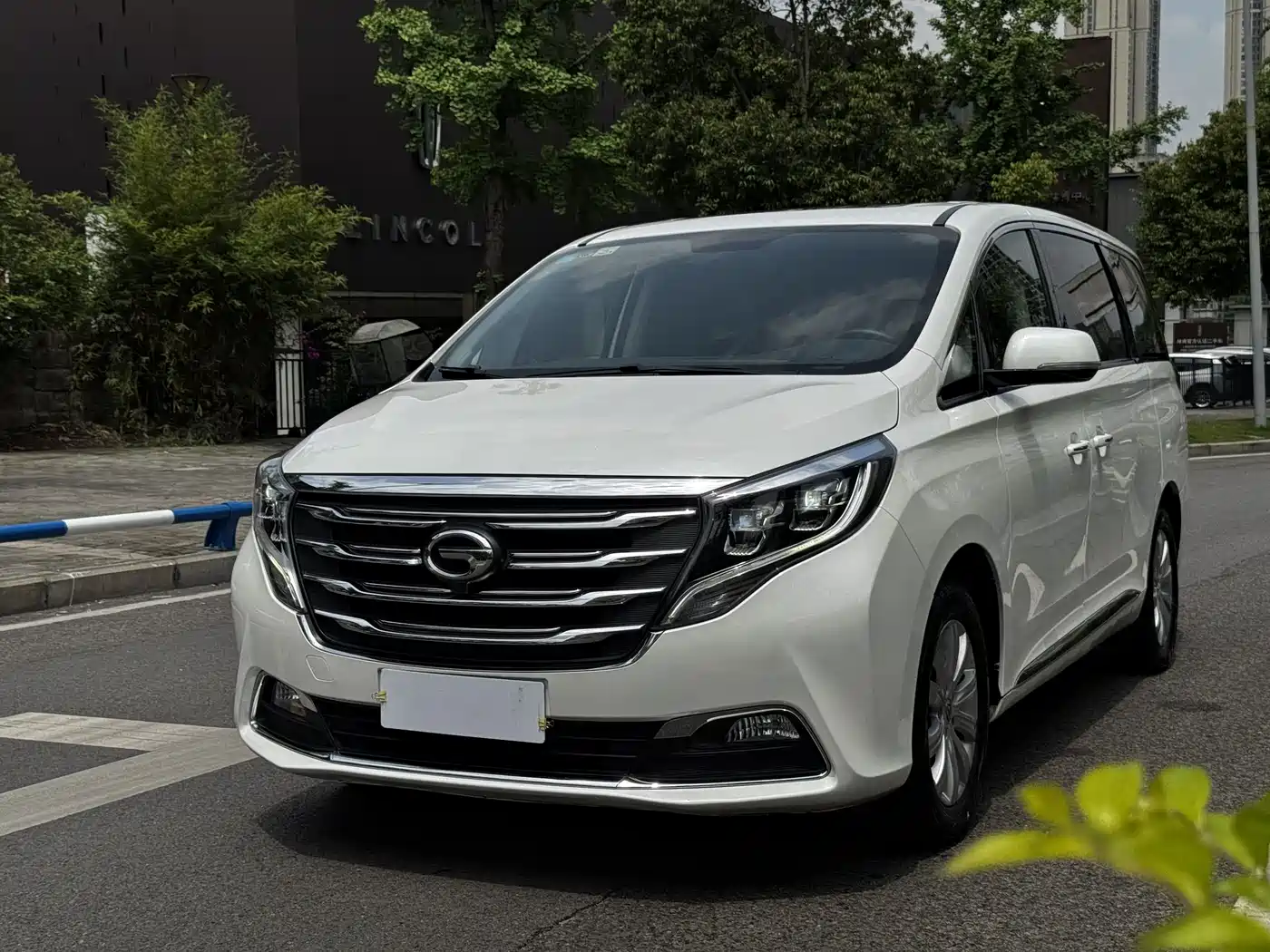 GAC TRUMPCHI M8