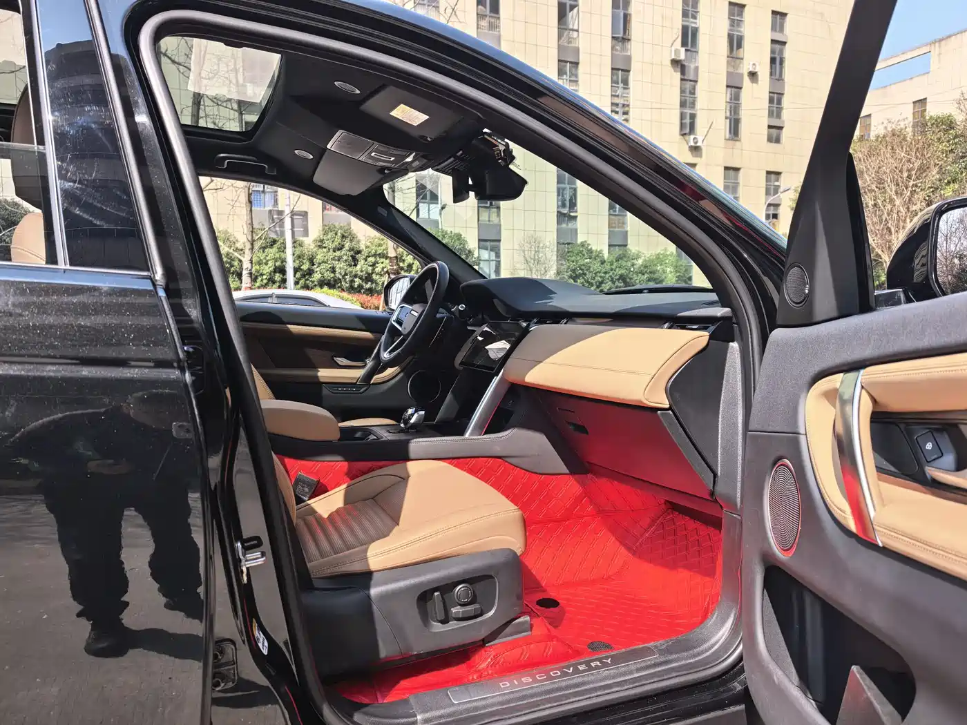 LAND ROVER DISCOVER SPORTS