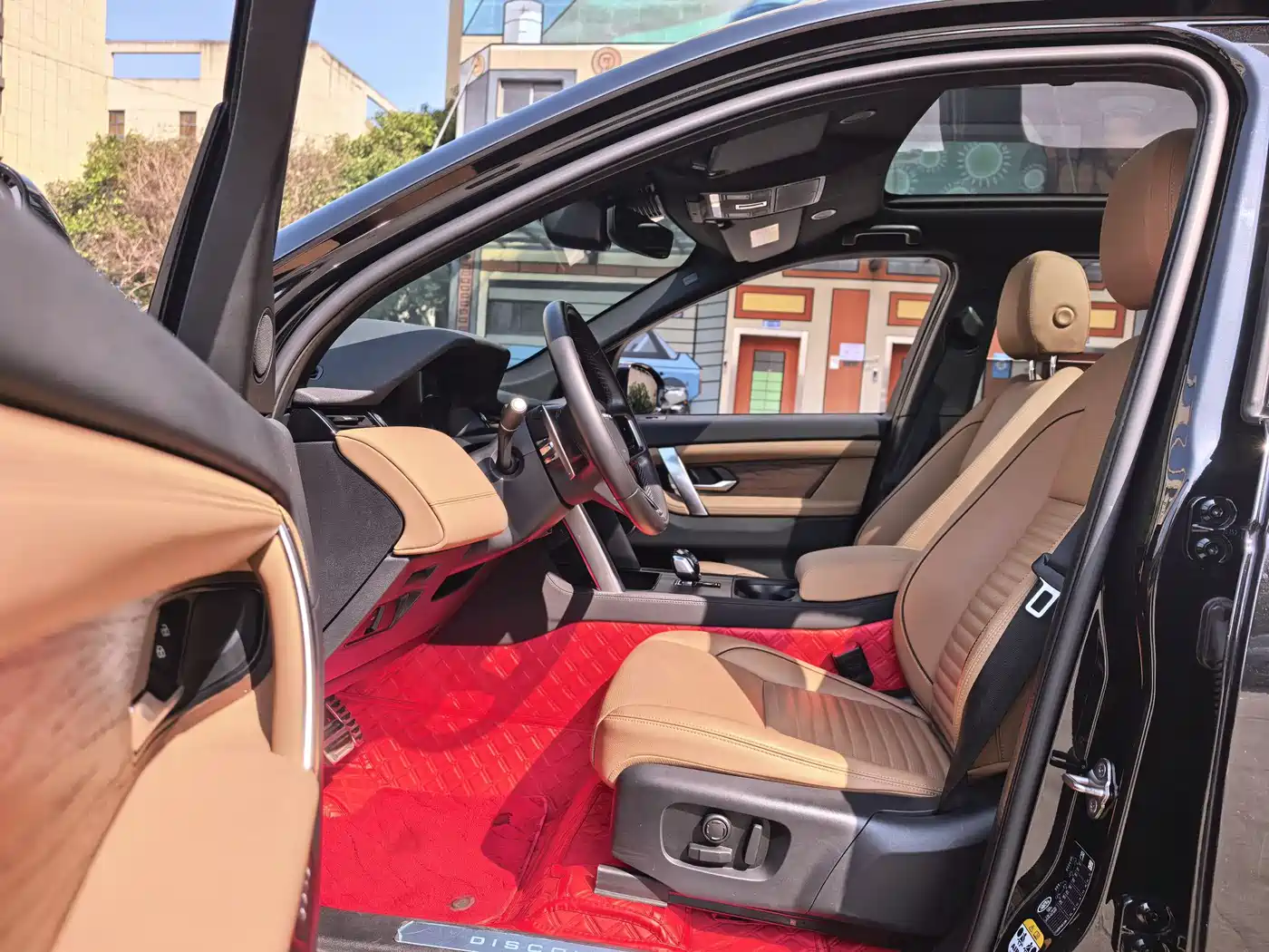 LAND ROVER DISCOVER SPORTS