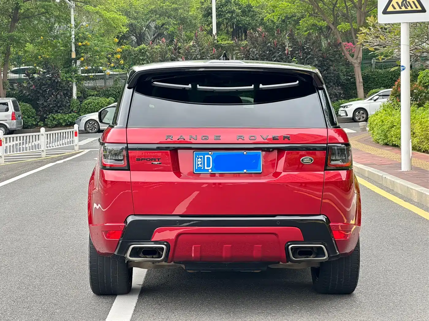 Land Rover Range Rover Sport 2016 3.0 SC V6 HST фото 5