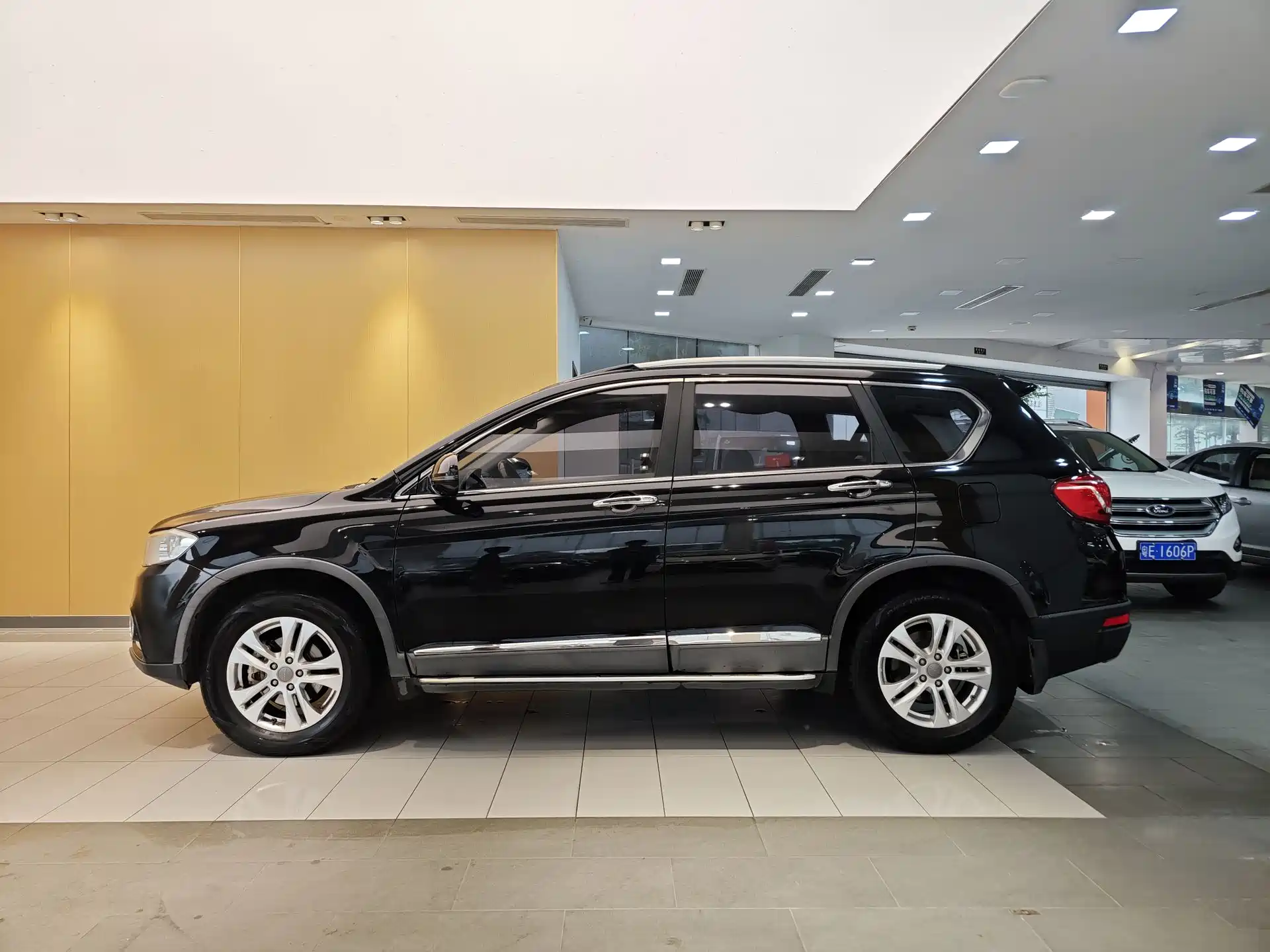 Photo 6 - Haval H6