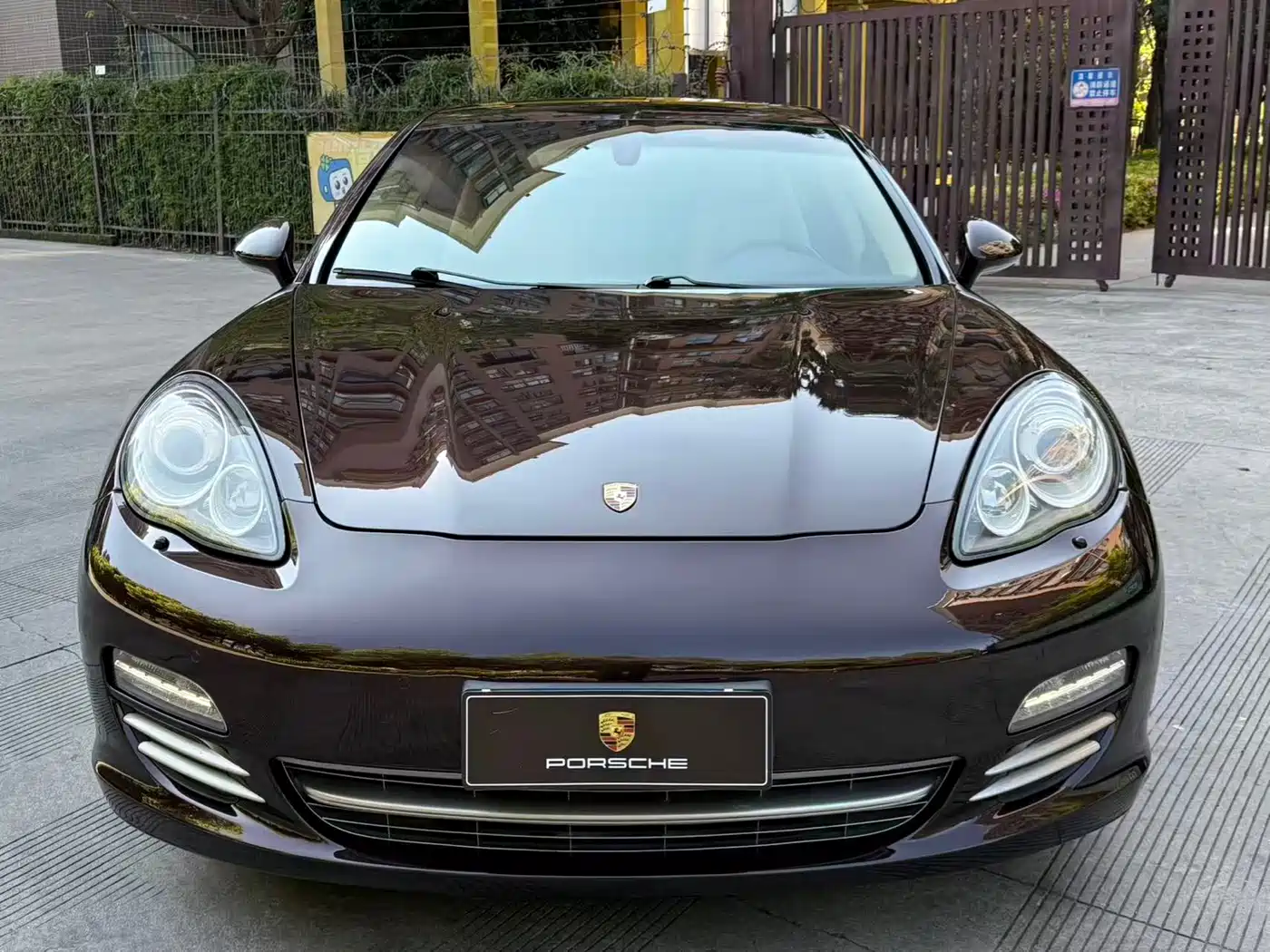 Porsche Panamera 2013 Panamera 4 Platinum Edition 3.6L фото 21
