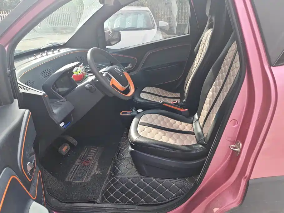 Фото 9 - Baojun E100