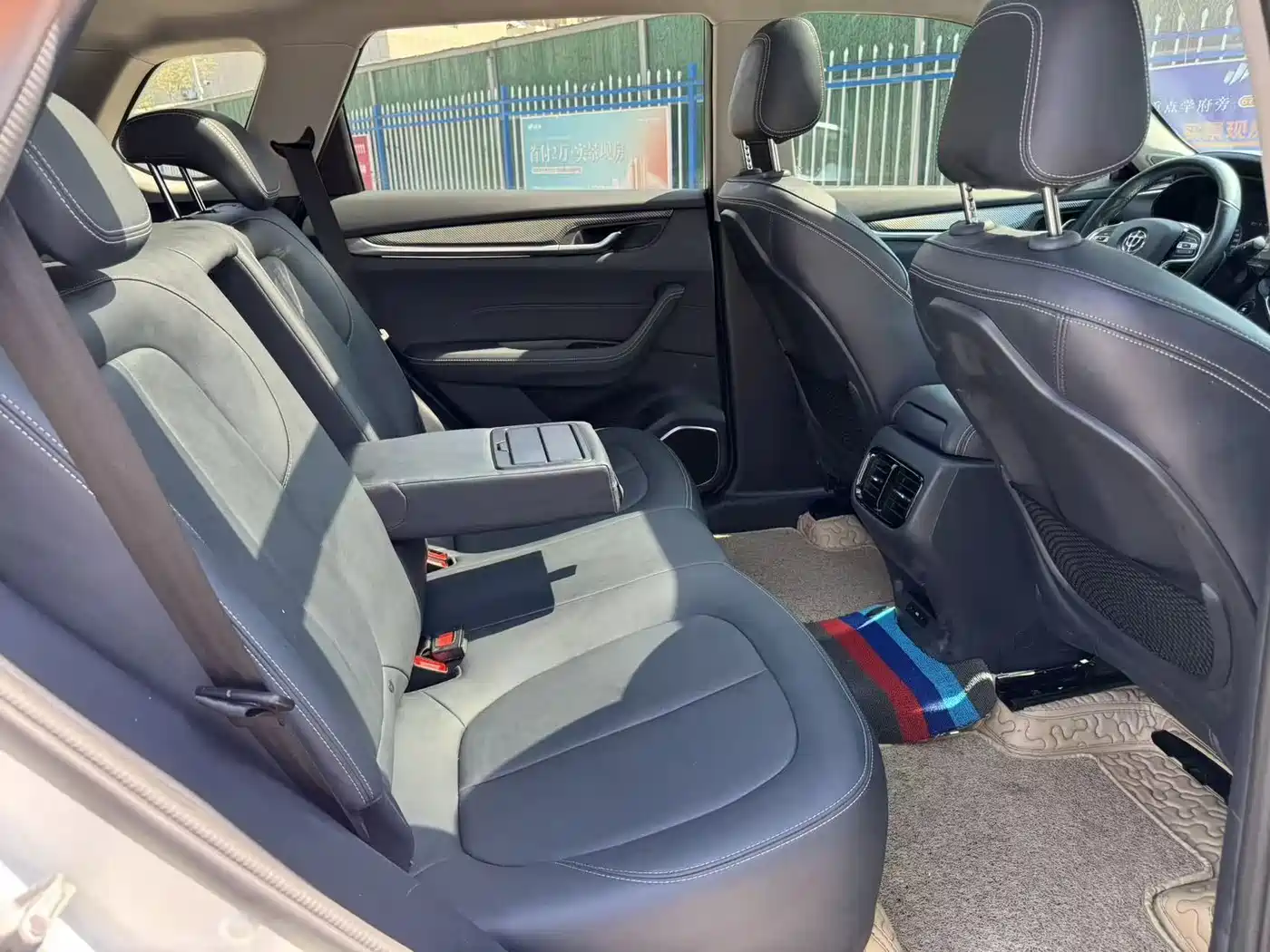 Zhonghua V7 2020 2018 280T DCT Premium 5-seater