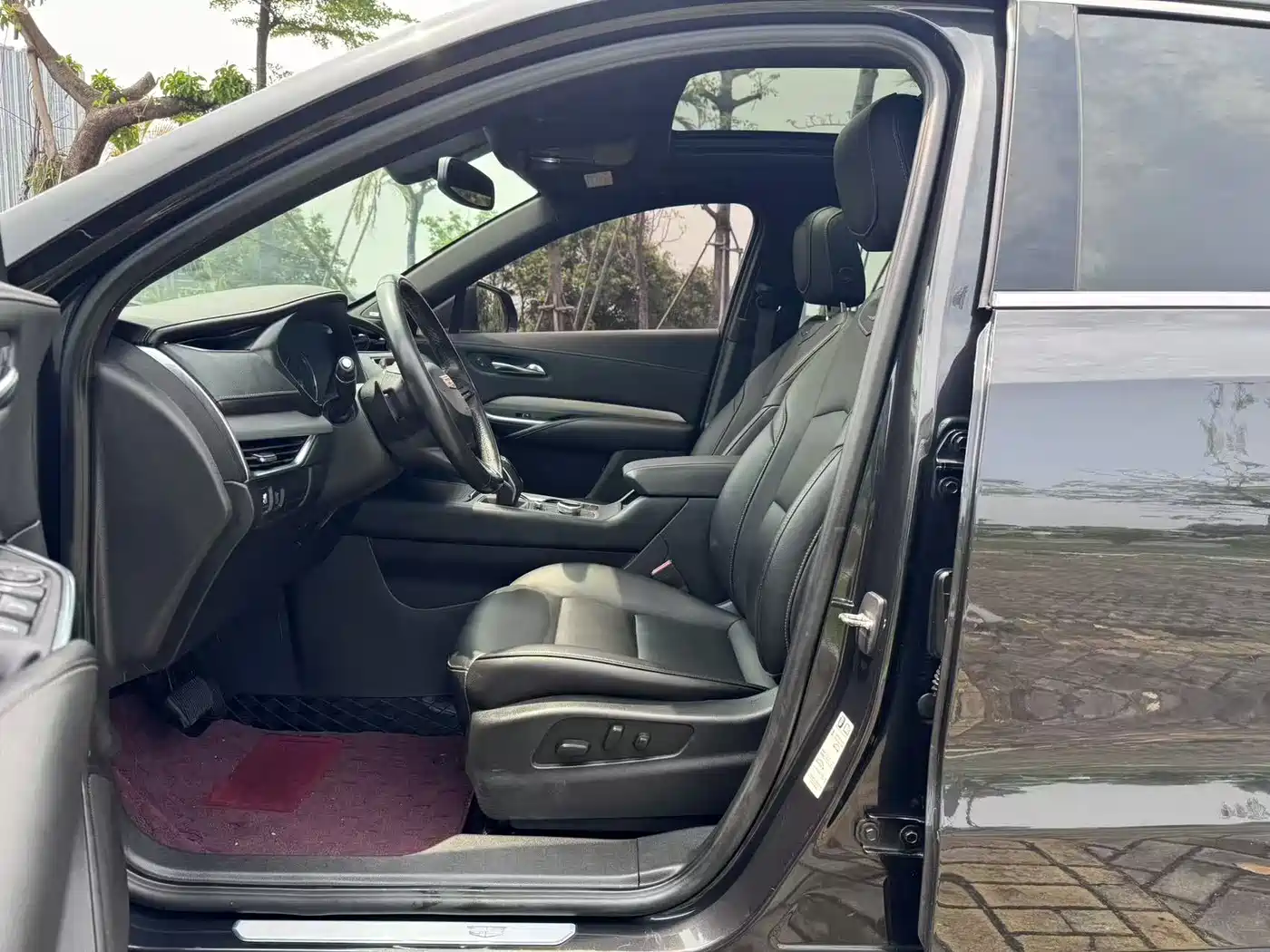 Cadillac XT4 2018 28T FWD Leading Edition фото 8