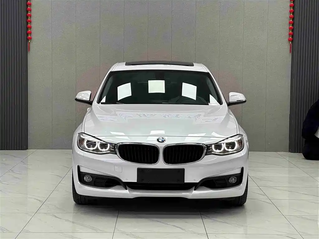 BMW 3 Series GT 2016 320i Fashion Style фото 2