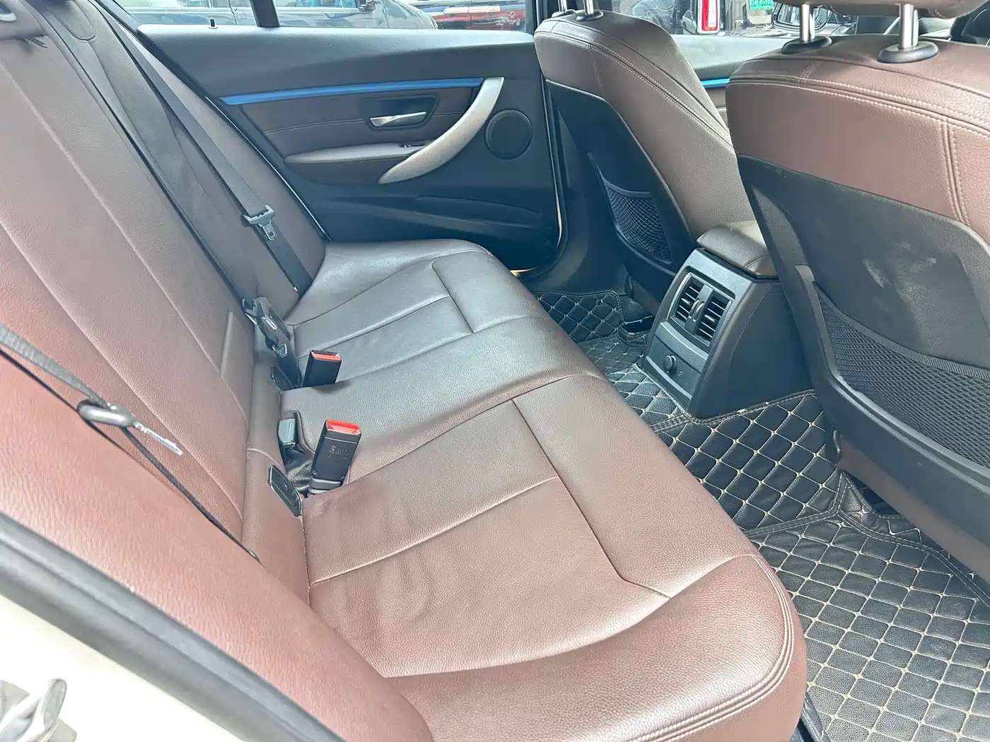 BMW 3 Series 2019 320i M Sport Package фото 11