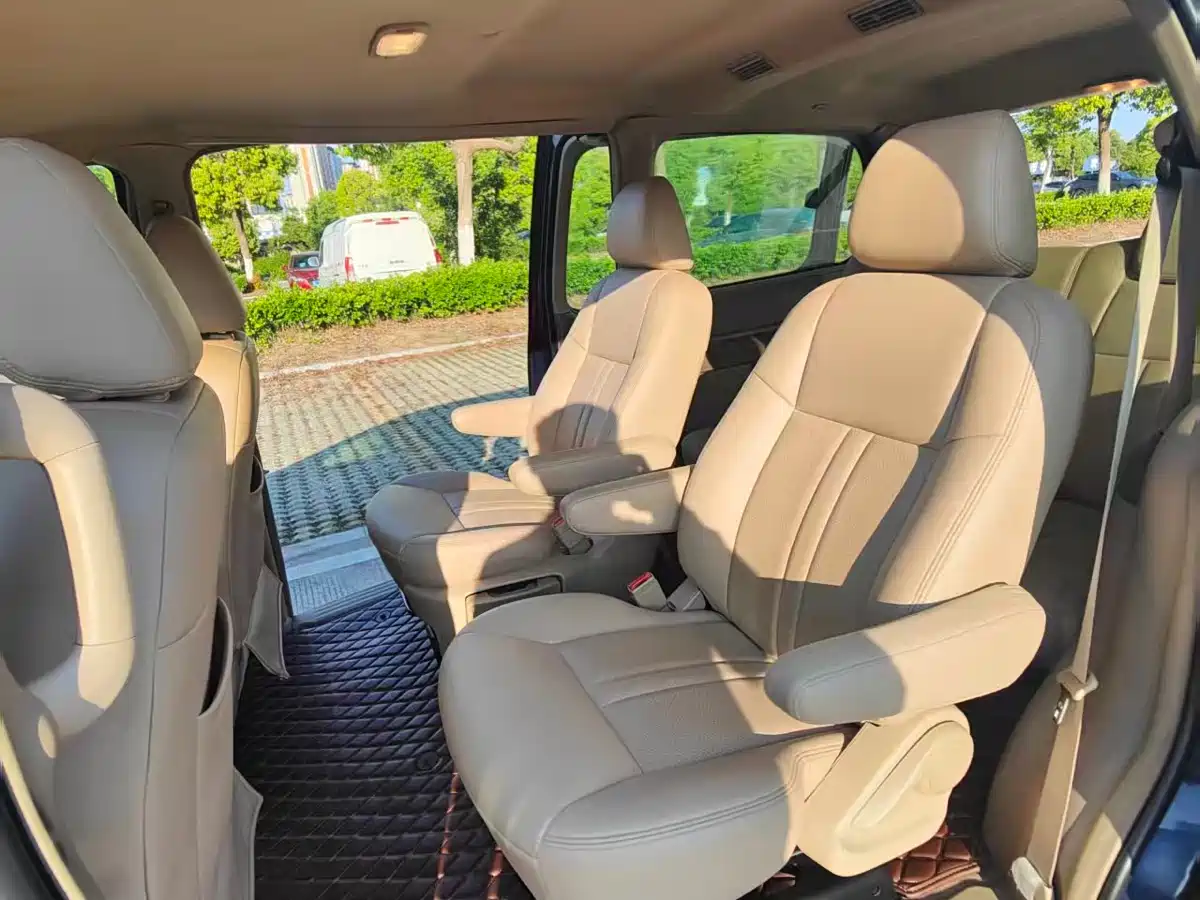Buick GL8 2014 2.4L Classic Edition фото 13