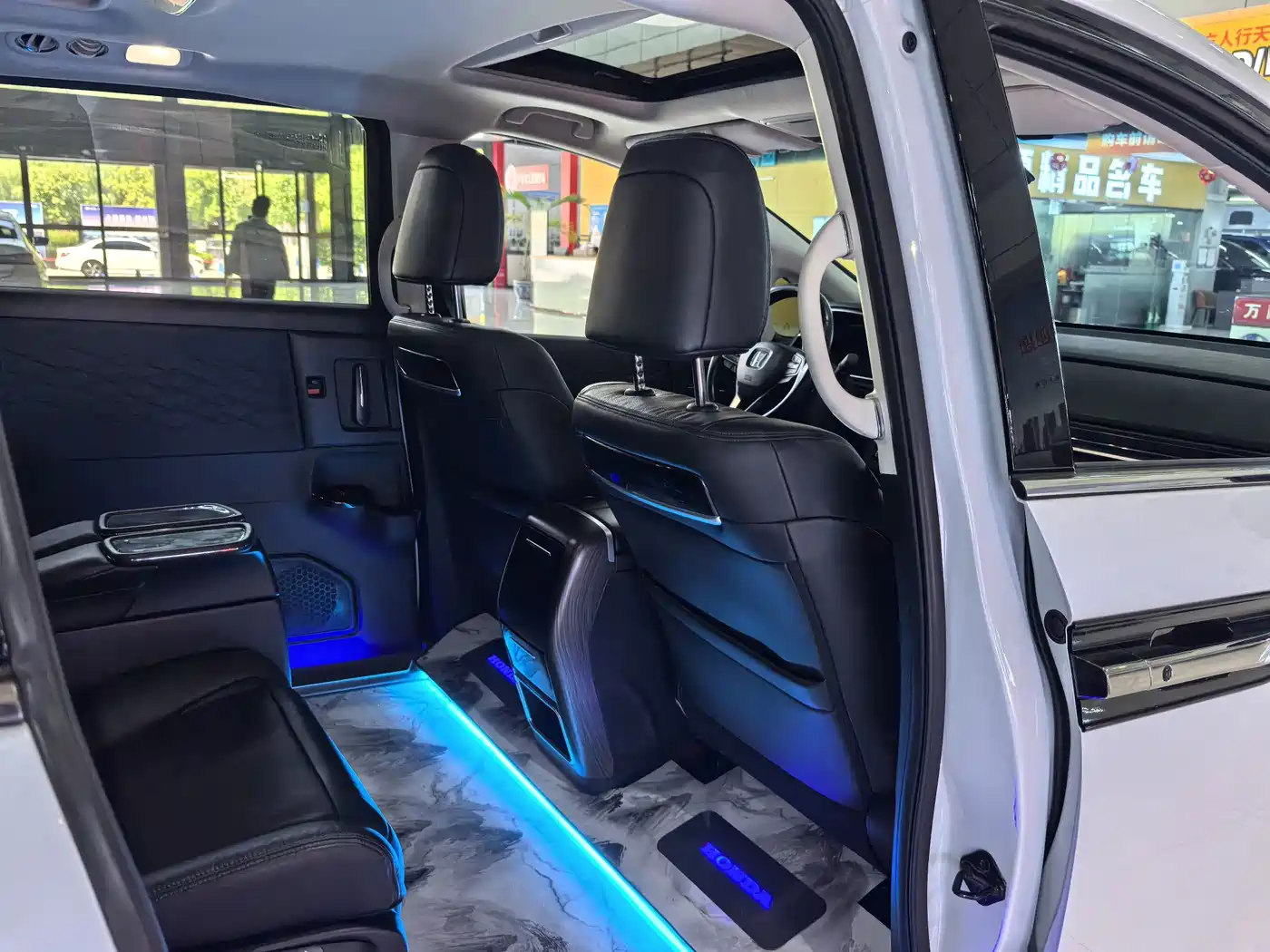 Honda Elysion 2024 2024 2.0L e:HEV Luxury Edition