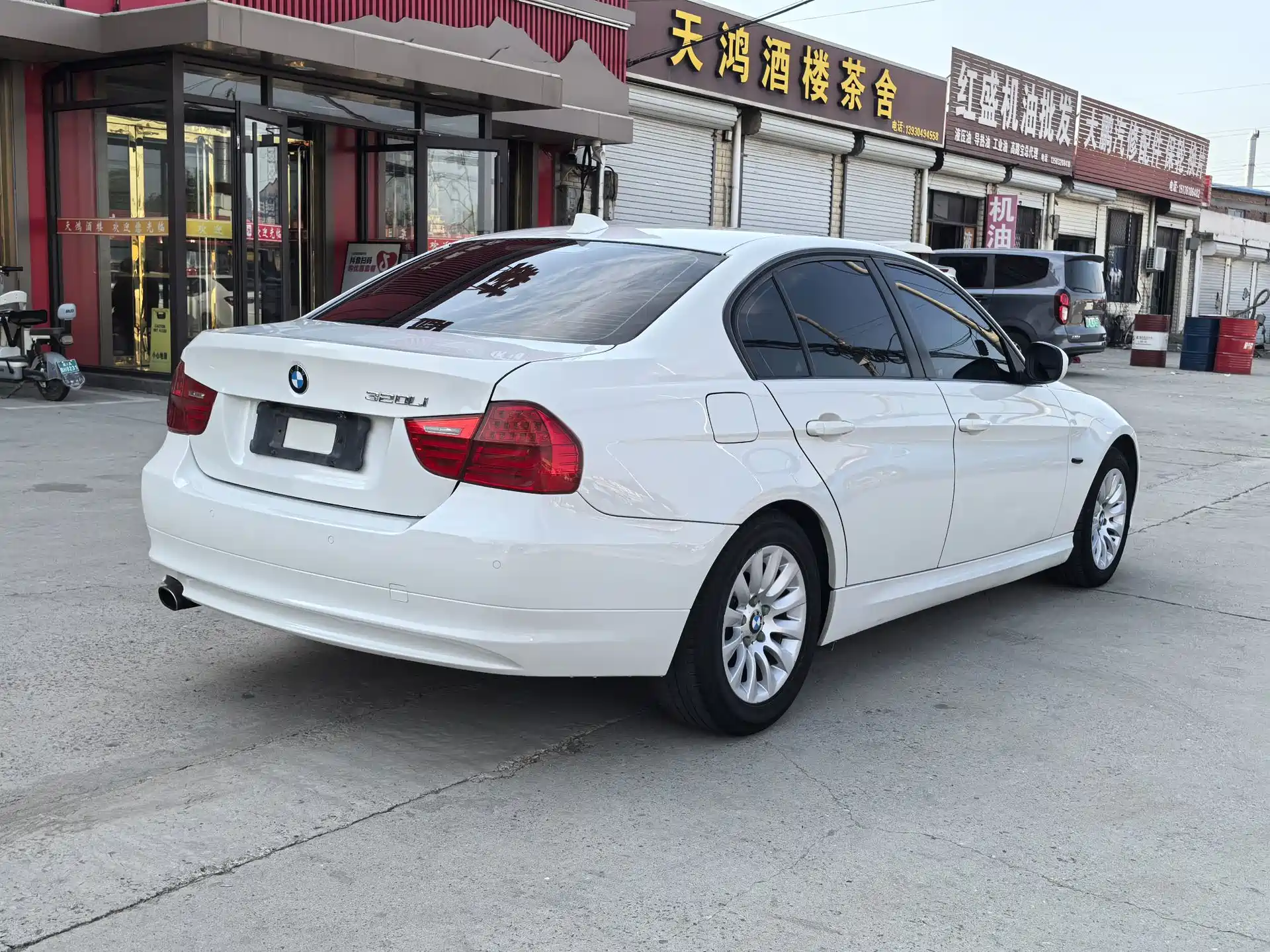 Фото 4 - BMW 3 Series
