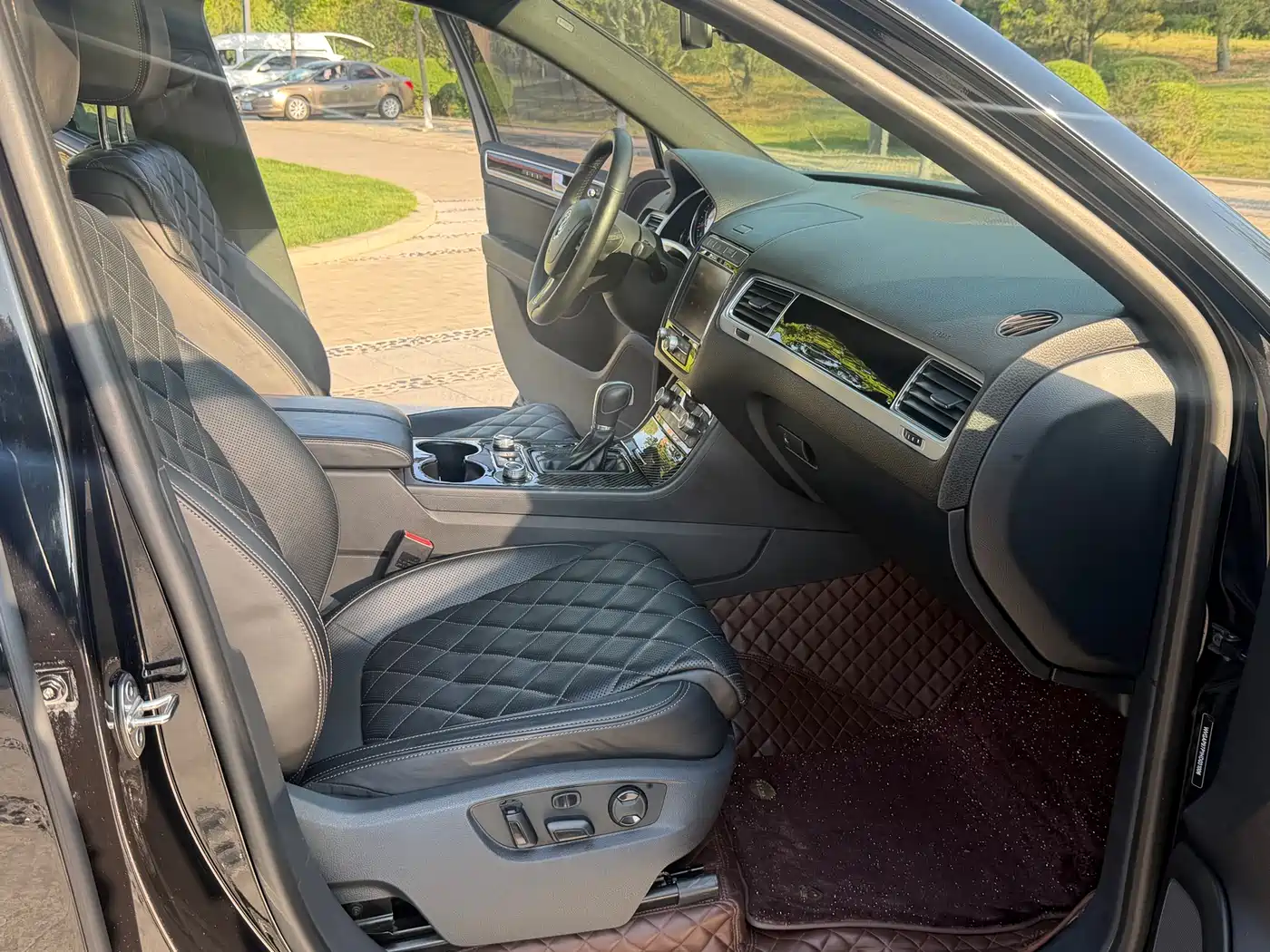 Volkswagen Touareg 2017 3.0TSI Expedition Edition фото 9