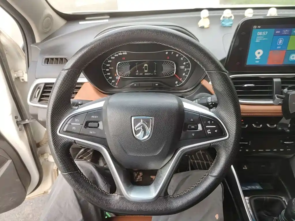 Baojun 510 2018 2017 1.5L Manual Luxury