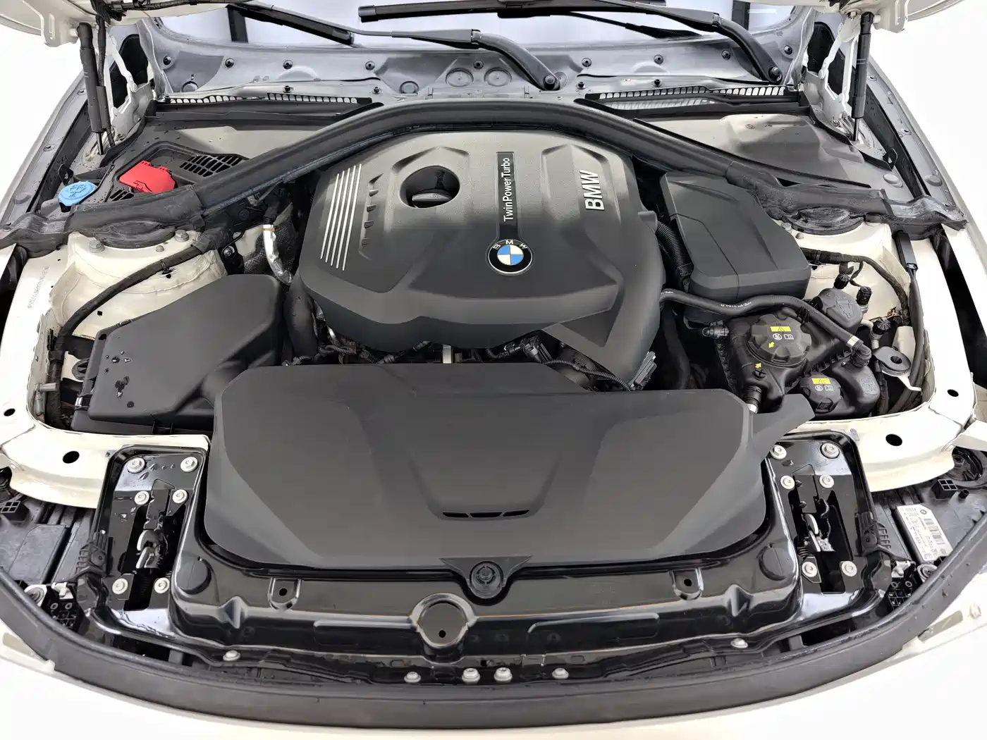 BMW 3 Series 2018 320i M Sport Package фото 46