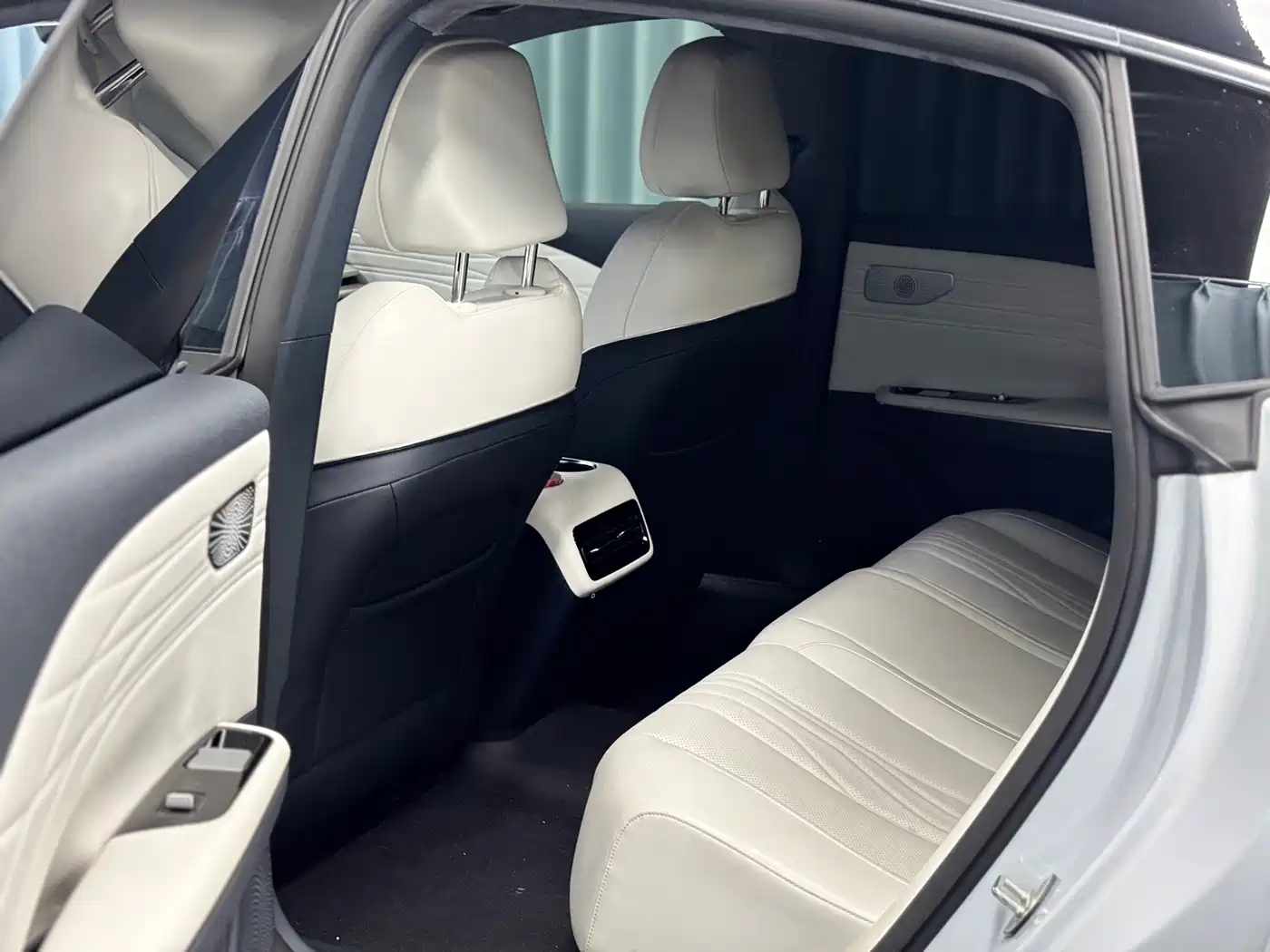 Geely Galaxy Galaxy E8 2024 2024 665km RWD Starship Voyager Edition