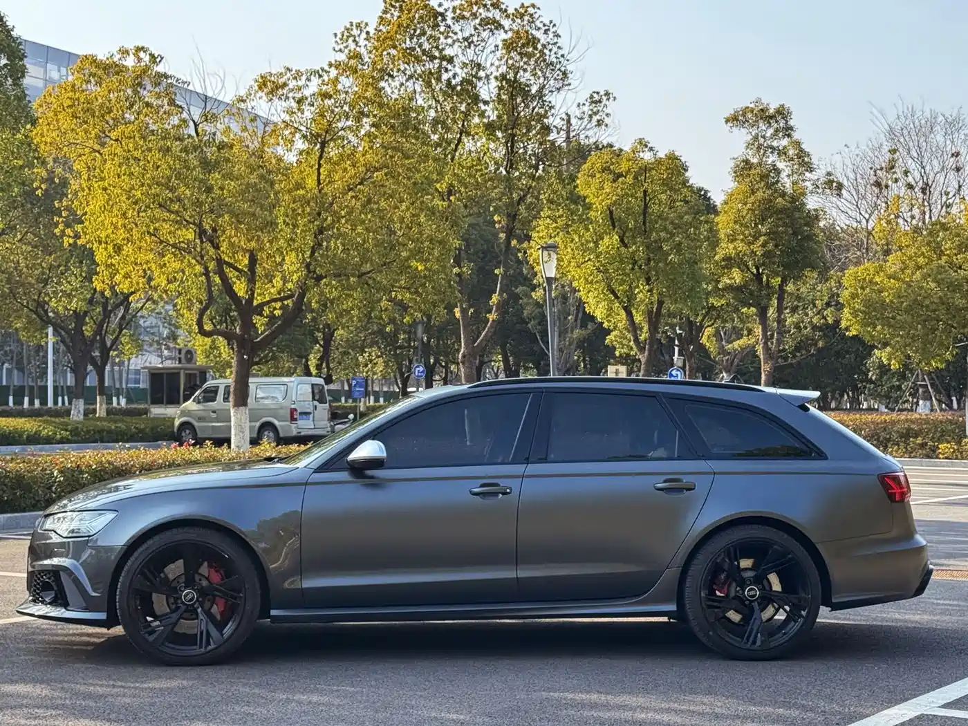 Audi RS 6 2016 RS 6 4.0T Avant фото 4