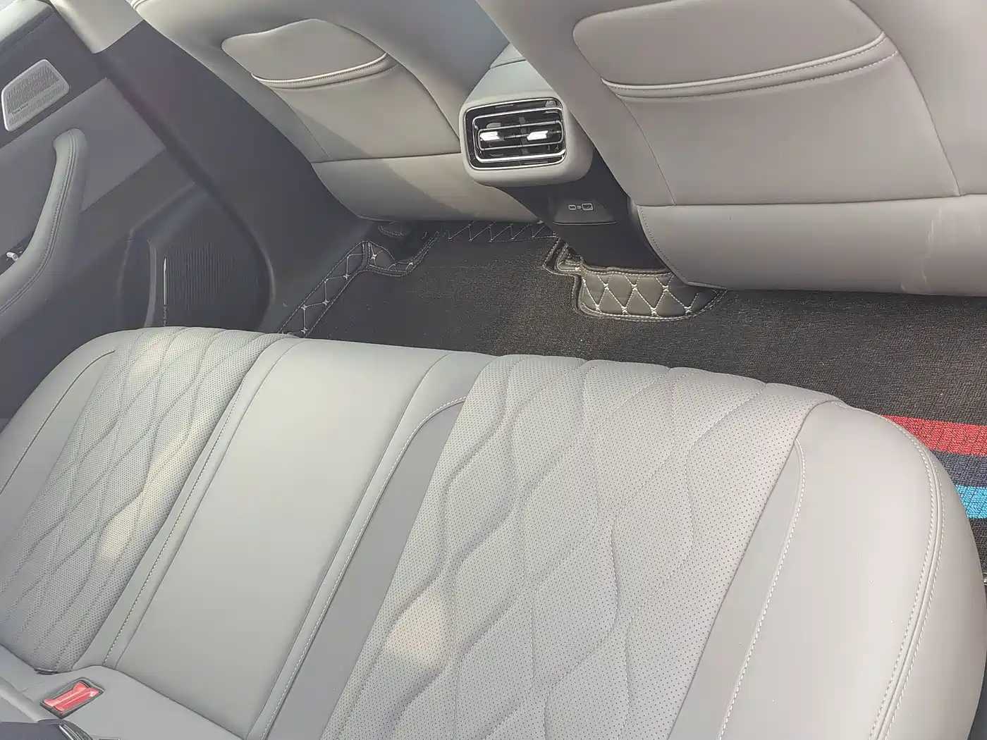 Geely Galaxy Galaxy A7 2025 2025 EM-i 150km Premium Edition