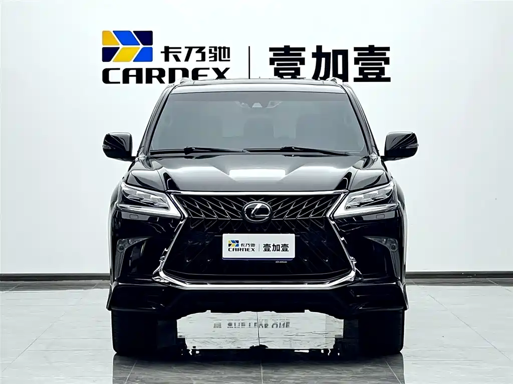 Lexus LX 2017 570 Prestige Luxury фото 4