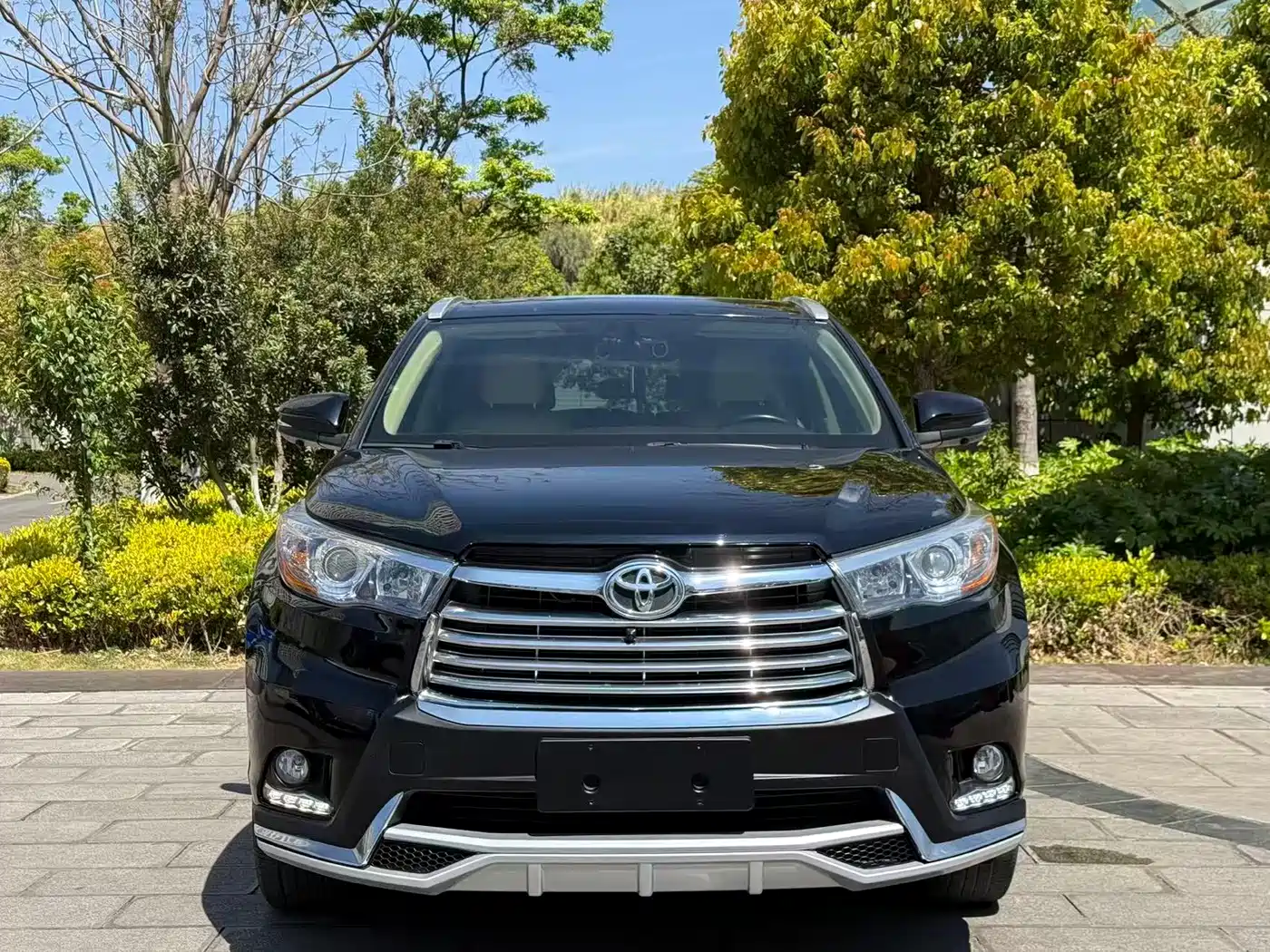 TOYOTA HIGHLANDER