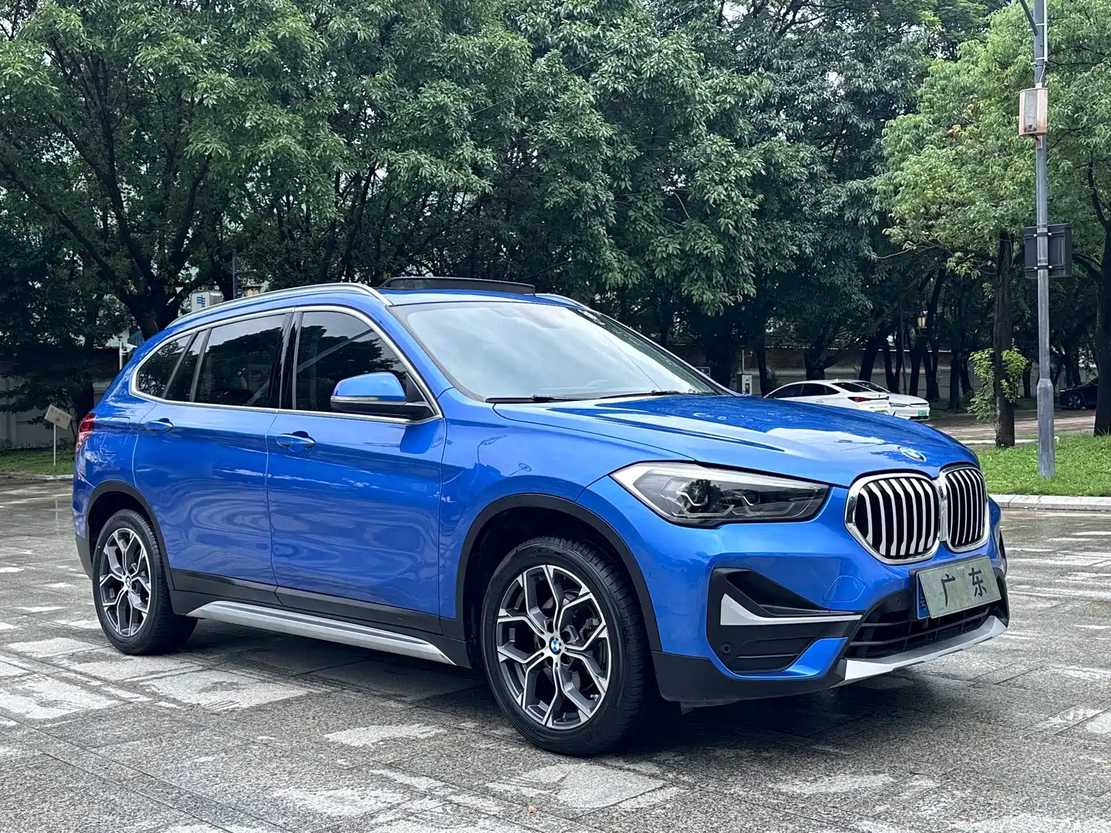 Фото 3 - BMW X1