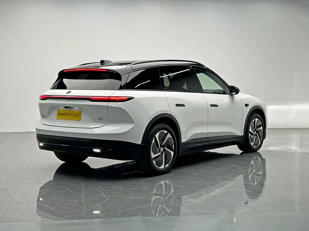 Фото 6 - NIO ES6