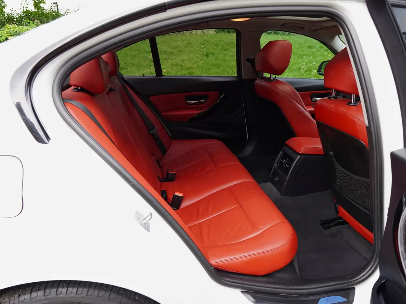 Photo 6 - BMW 3 Series