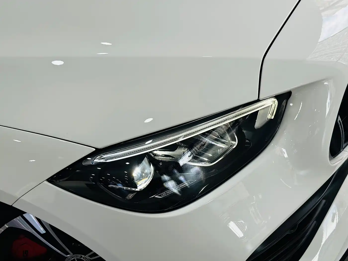 Mercedes-Benz C-Class, миниатюра 11