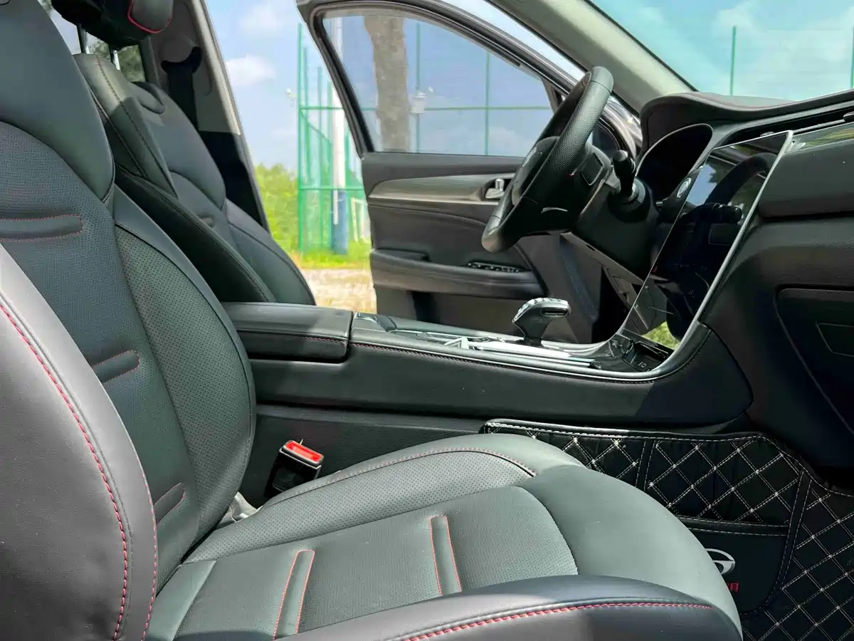 GAC Trumpchi Trumpchi GS4 PLUS 2022 2022 270T Automatic Starry Sky Edition