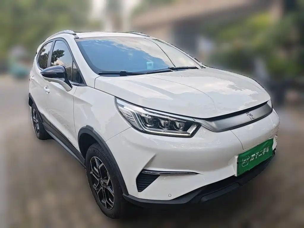 Фото 3 - BYD Yuan Pro