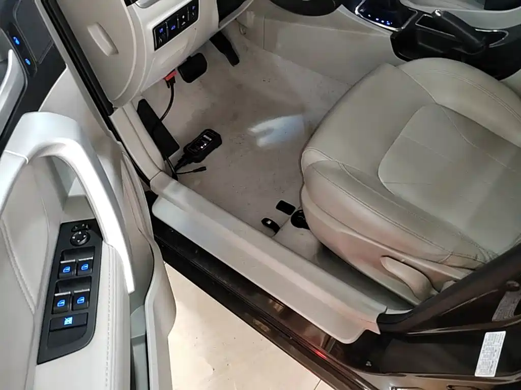 Фото 16 - Geely Emgrand