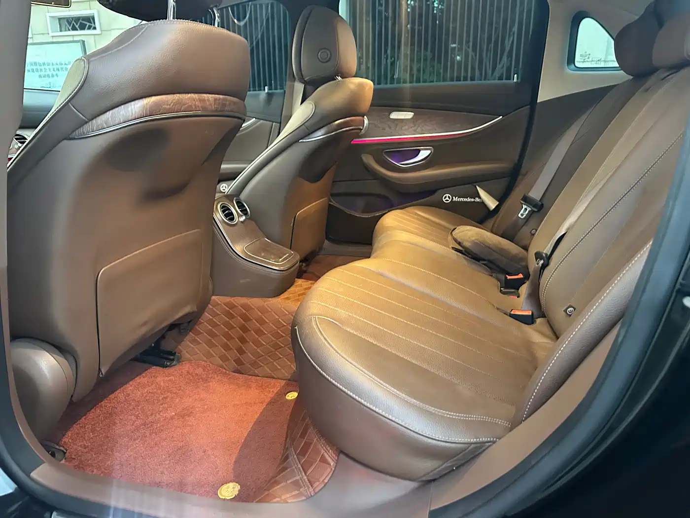 Mercedes-Benz E-Class 2023 E 260 L Sport фото 5