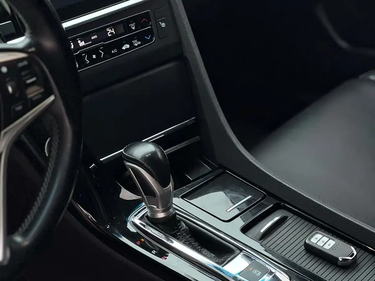 Honda Spirior 2015 2015 2.4L Premium Edition