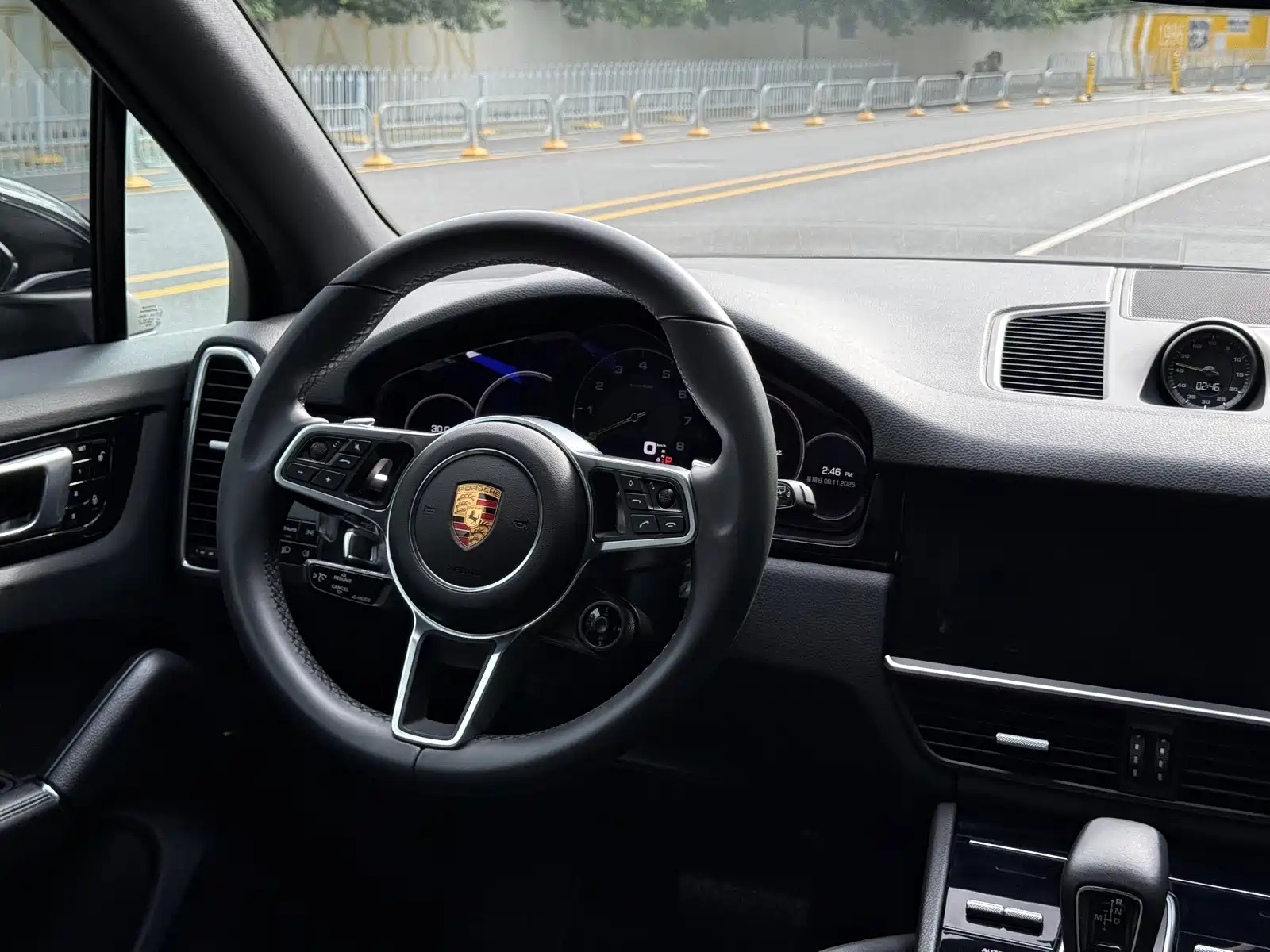 صورة 14 - Porsche Cayenne New Energy