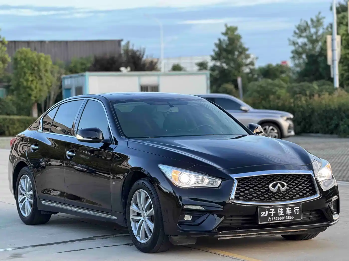 Фото 3 - Infiniti Q50L