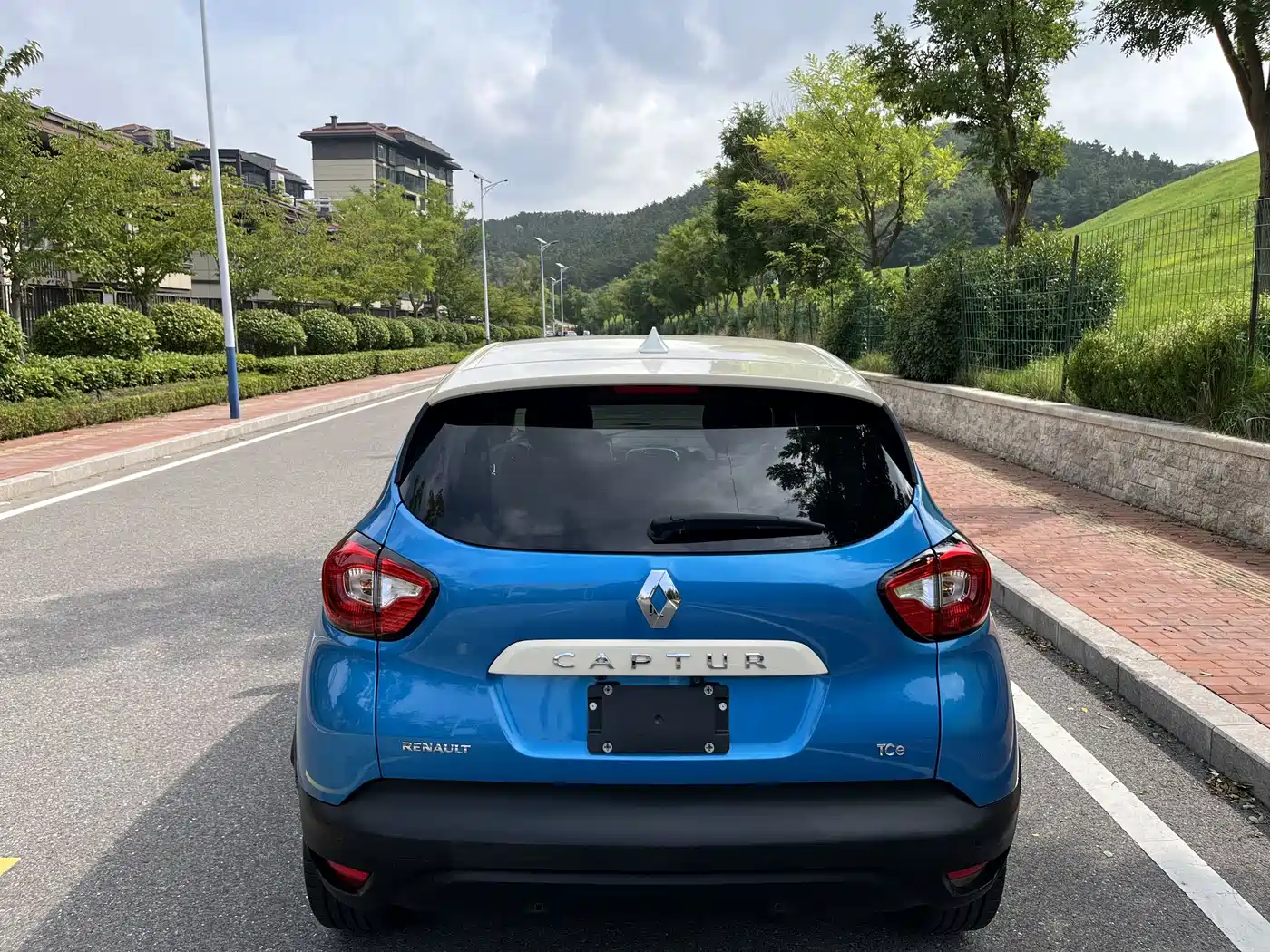 Renault Captur 2015 2015 1.2T Automatic Comfort Limited Edition