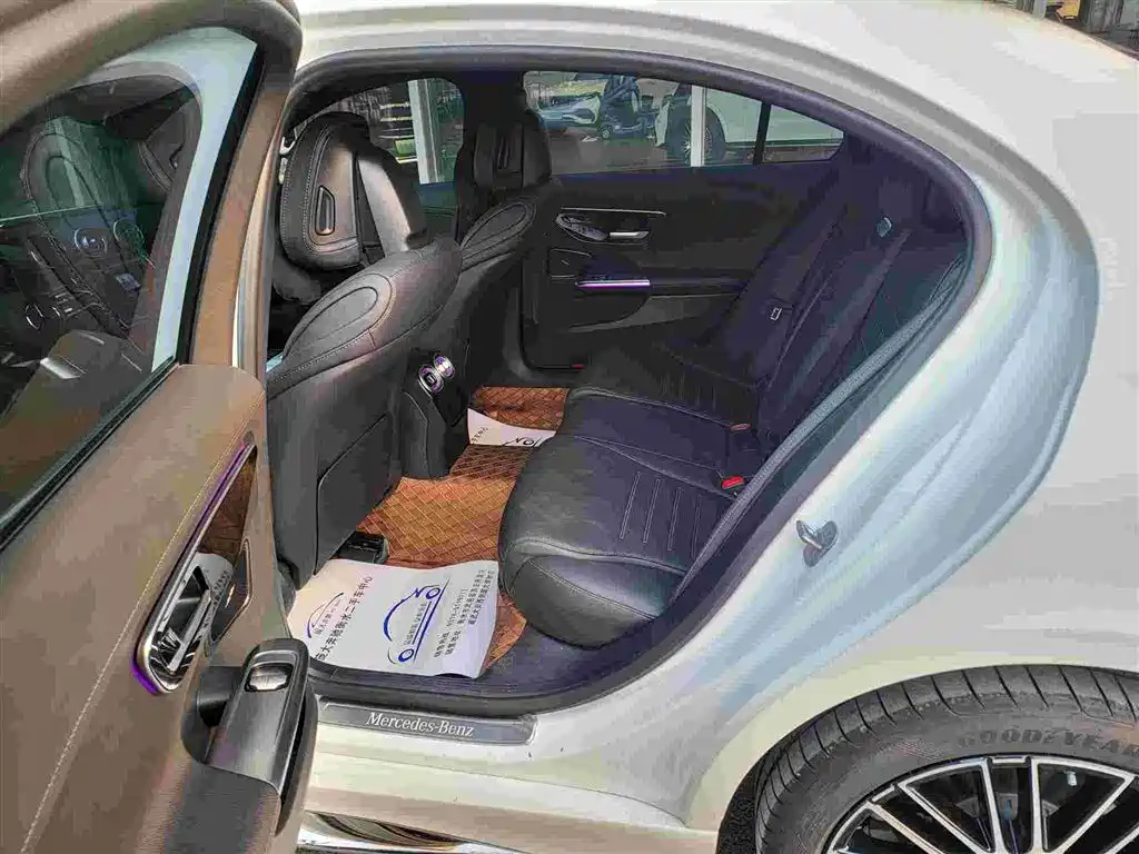 Mercedes-Benz C-Class 2024 Facelift C 260 L Sport фото 15