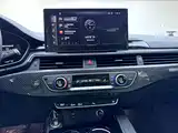 Фото 15 - Audi A4 (Import)
