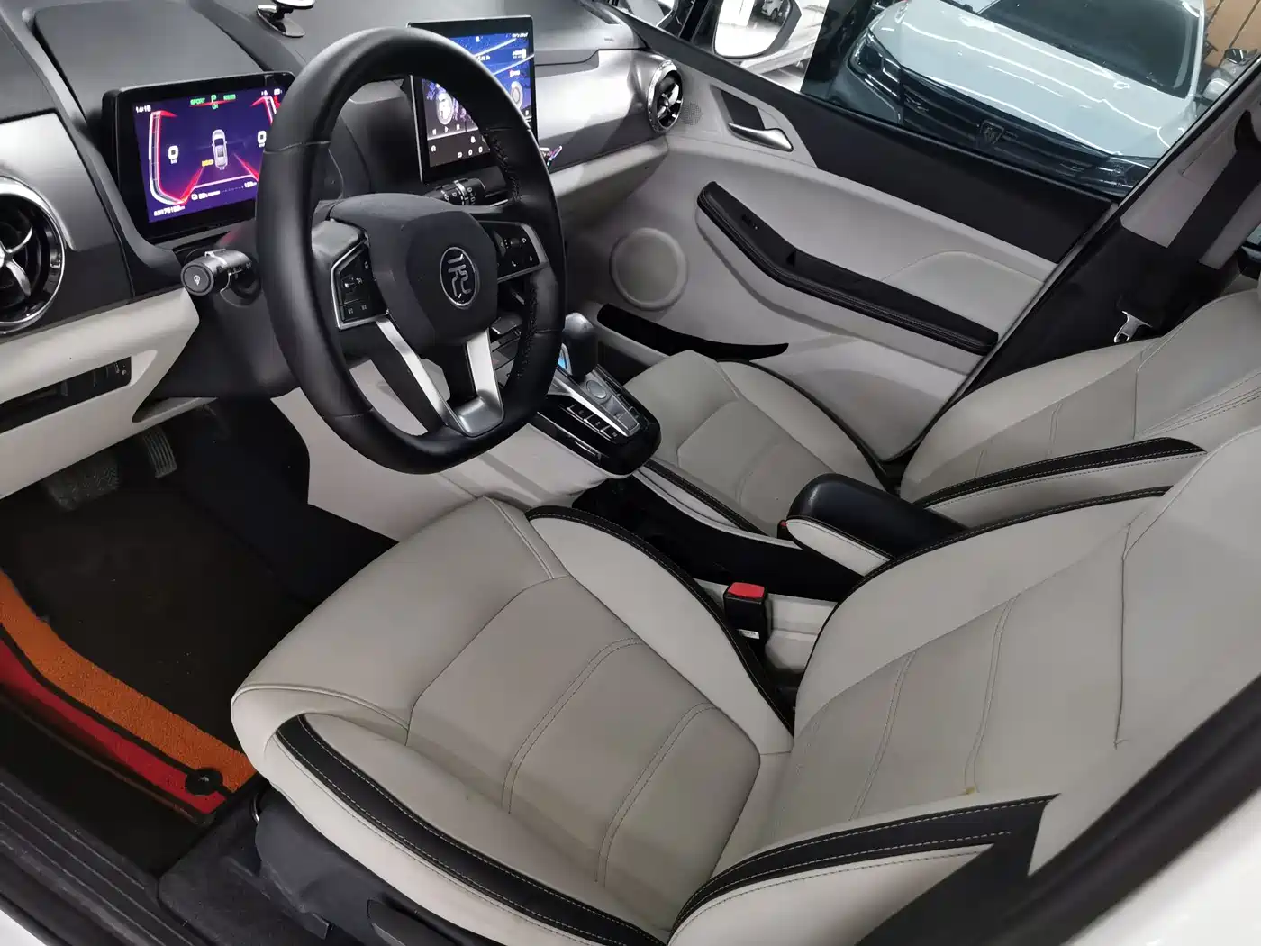 BYD Yuan Pro 2022 2023 401KM Luxury