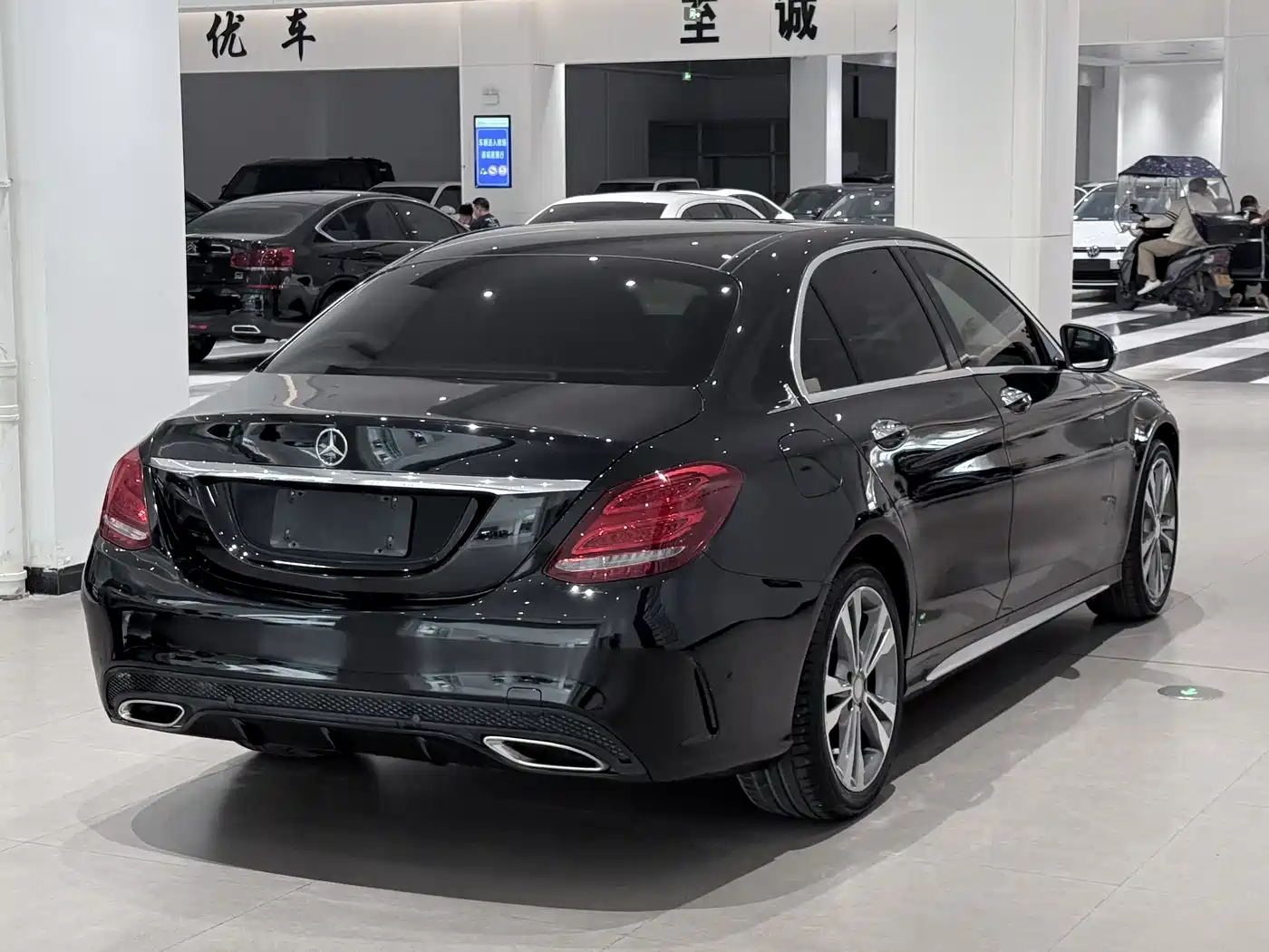 Mercedes-Benz C-Class 2015 C 200 L 4MATIC фото 6
