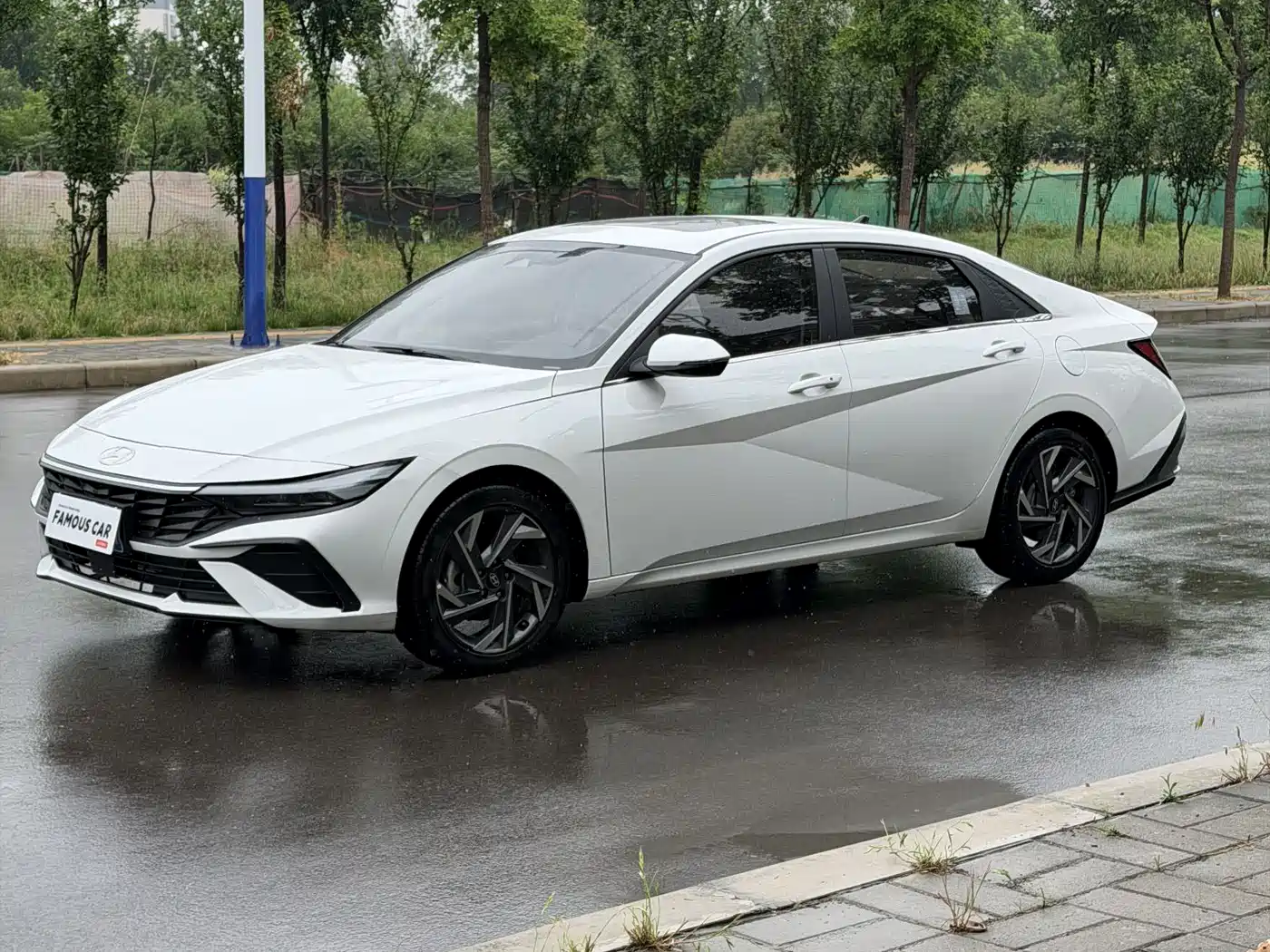 Hyundai Elantra 2023 Model 1.5L CVT LUX Premium Edition