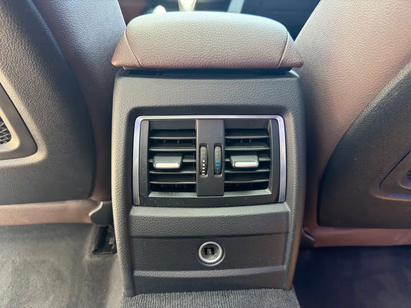 BMW 3 Series 2018 320Li Leading M Sport Package фото 16