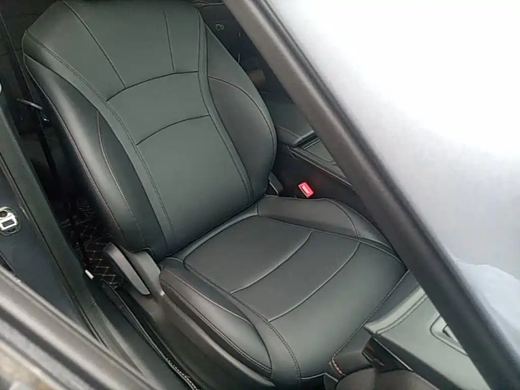 Roewe i5 2025 2023 1.5L CVT Luxury Edition