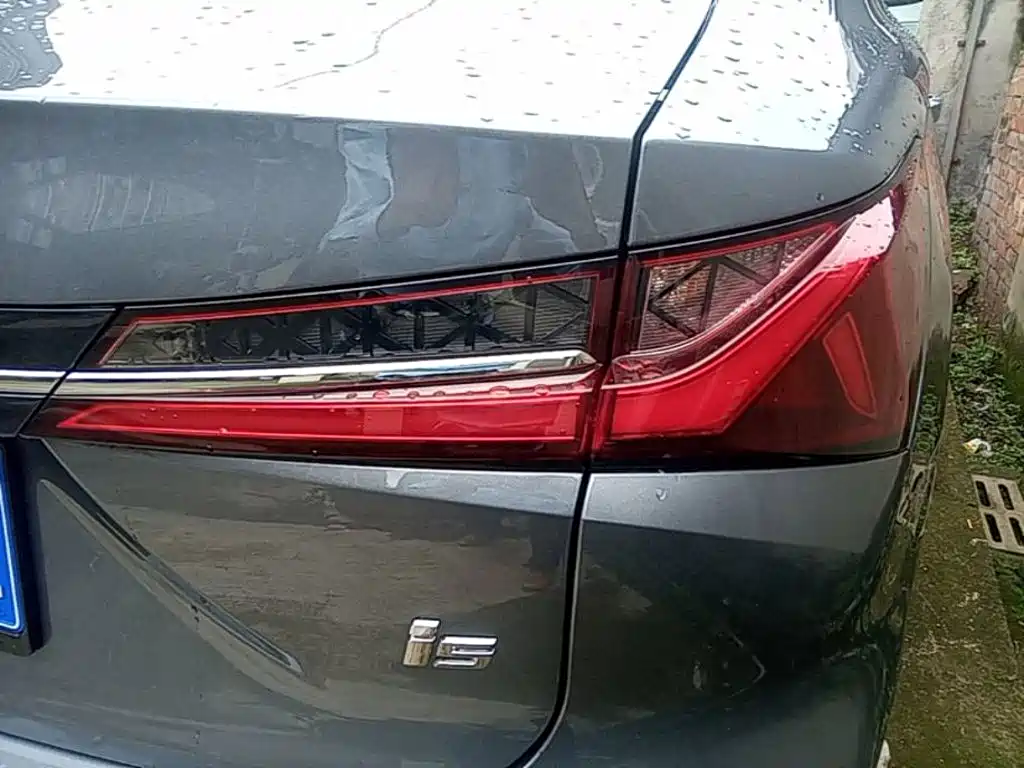 Roewe i5 2025 2023 1.5L CVT Luxury Edition