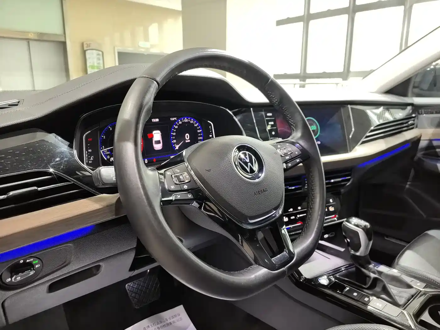 Volkswagen Passat 2021 Model 330TSI Luxury Edition фото 7