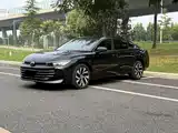 Фото 1 - Volkswagen Passat