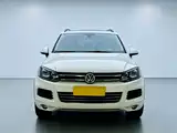 Фото 2 - Volkswagen Touareg