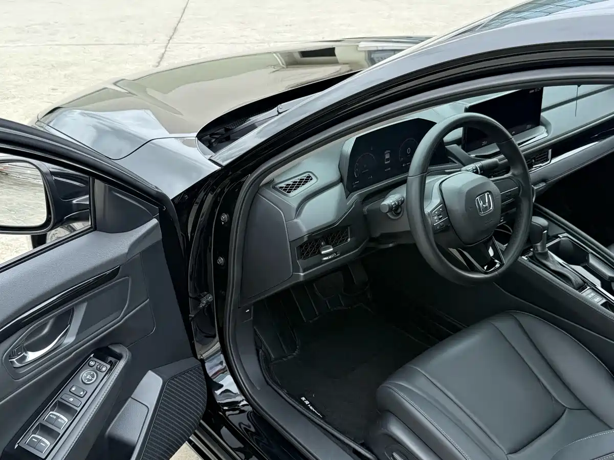 Honda Inspire 2025 2025 260TURBO Elegance Edition