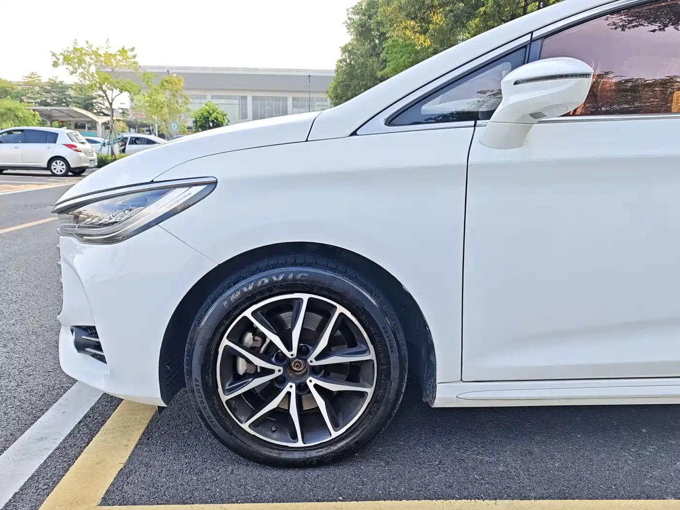 BYD Song MAX 2017 1.5T Auto Smart Luxury 7-Seater фото 22