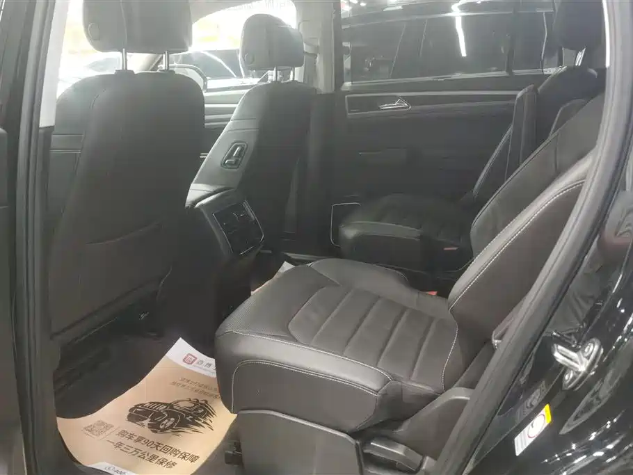 Volkswagen Teramont 2017 530 V6 4WD Flagship Edition фото 11